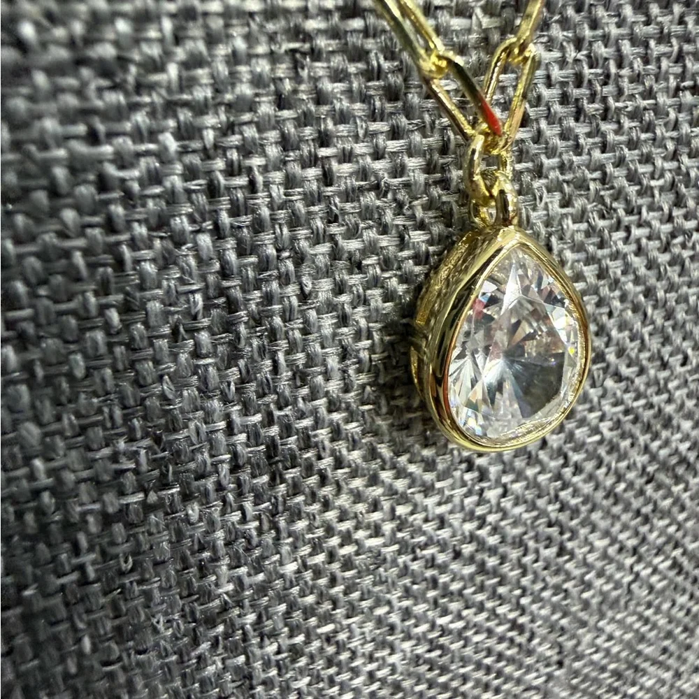 Melinda Maria Drop of Perfection Necklace Gold|White Diamondettes - Picture 4 of 6